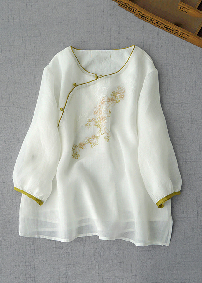 Beautifully Finished Shirt in a Timeless Design
