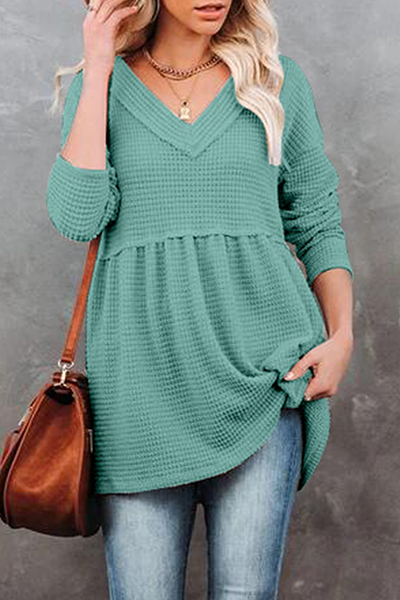 Classic Vintage Top with a Flattering Fit