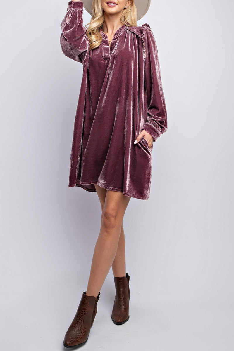 A Vintage Style Dress with Delicate Timeless Details