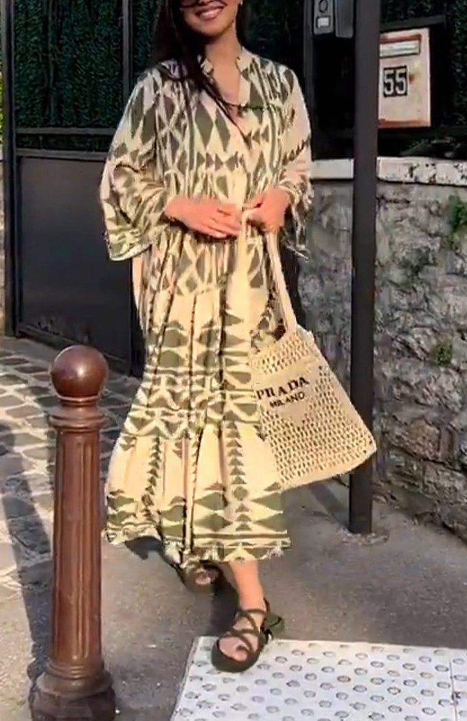 Gracefully Styled Dress for Any Occasion