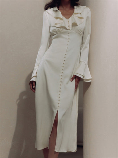 Effortlessly Elegant Dress with a Timeless Design