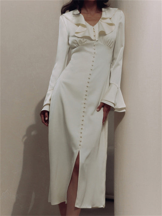 Effortlessly Elegant Dress with a Timeless Design