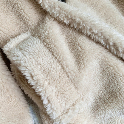 Gracefully Styled Coat for Any Occasion