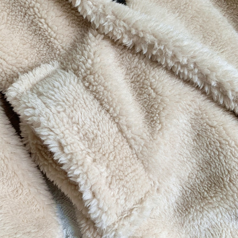 Gracefully Styled Coat for Any Occasion