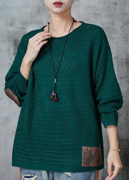 Well Tailored Sweater with a Graceful Silhouette