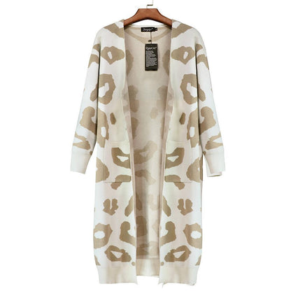 Effortlessly Elegant Cardigan with a Timeless Design