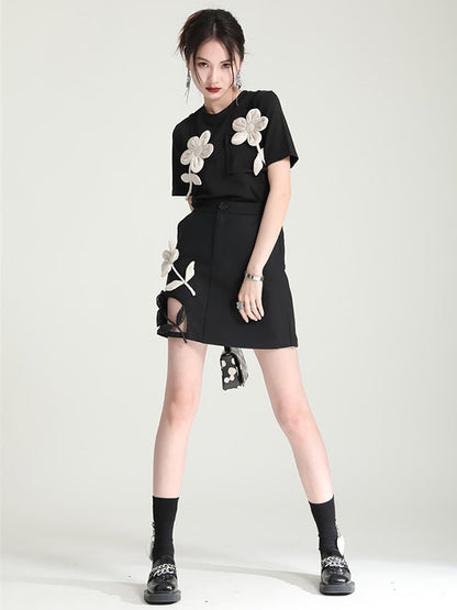 Well Tailored T-Shirt with a Graceful Silhouette