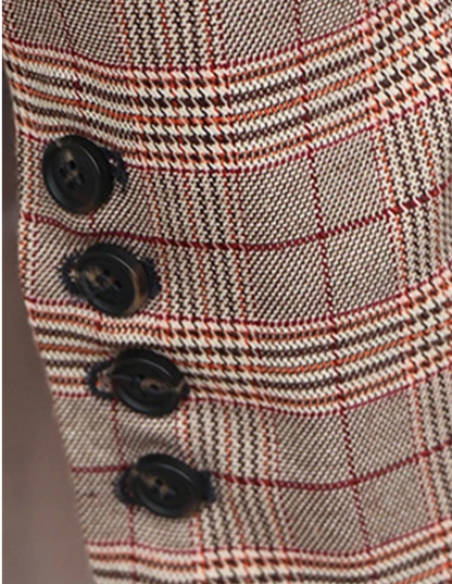 Gracefully Styled Jacket for Any Occasion