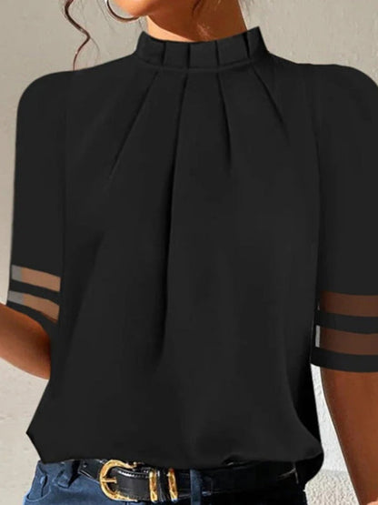 Effortlessly Elegant T-Shirt with a Timeless Design
