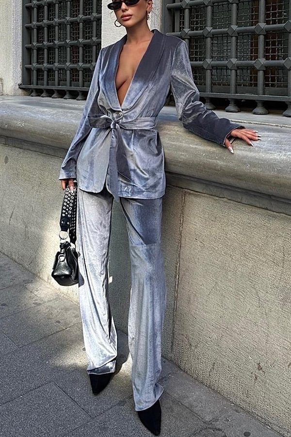 Elegantly Styled Pants for Everyday Wear