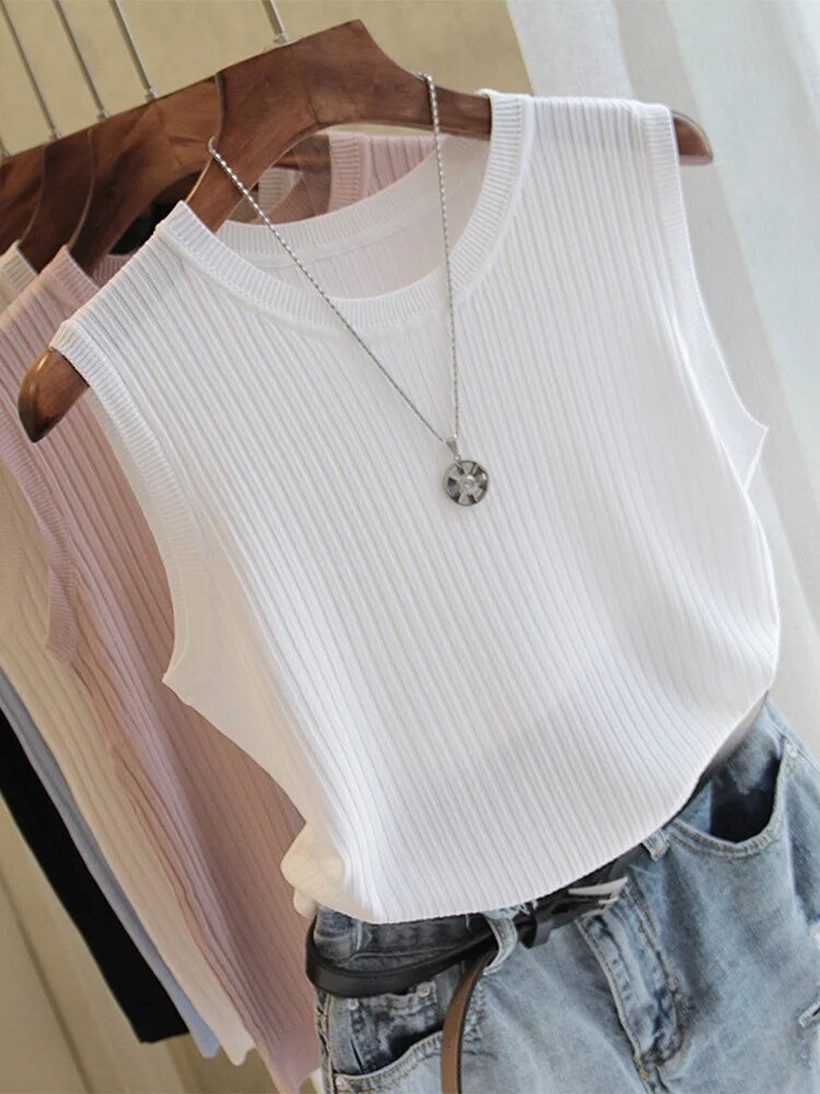 Effortlessly Elegant Shirt with a Timeless Design