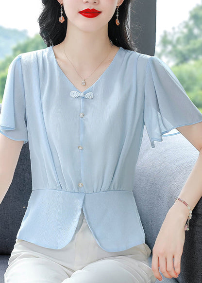 Effortlessly Elegant Blouse with a Timeless Design