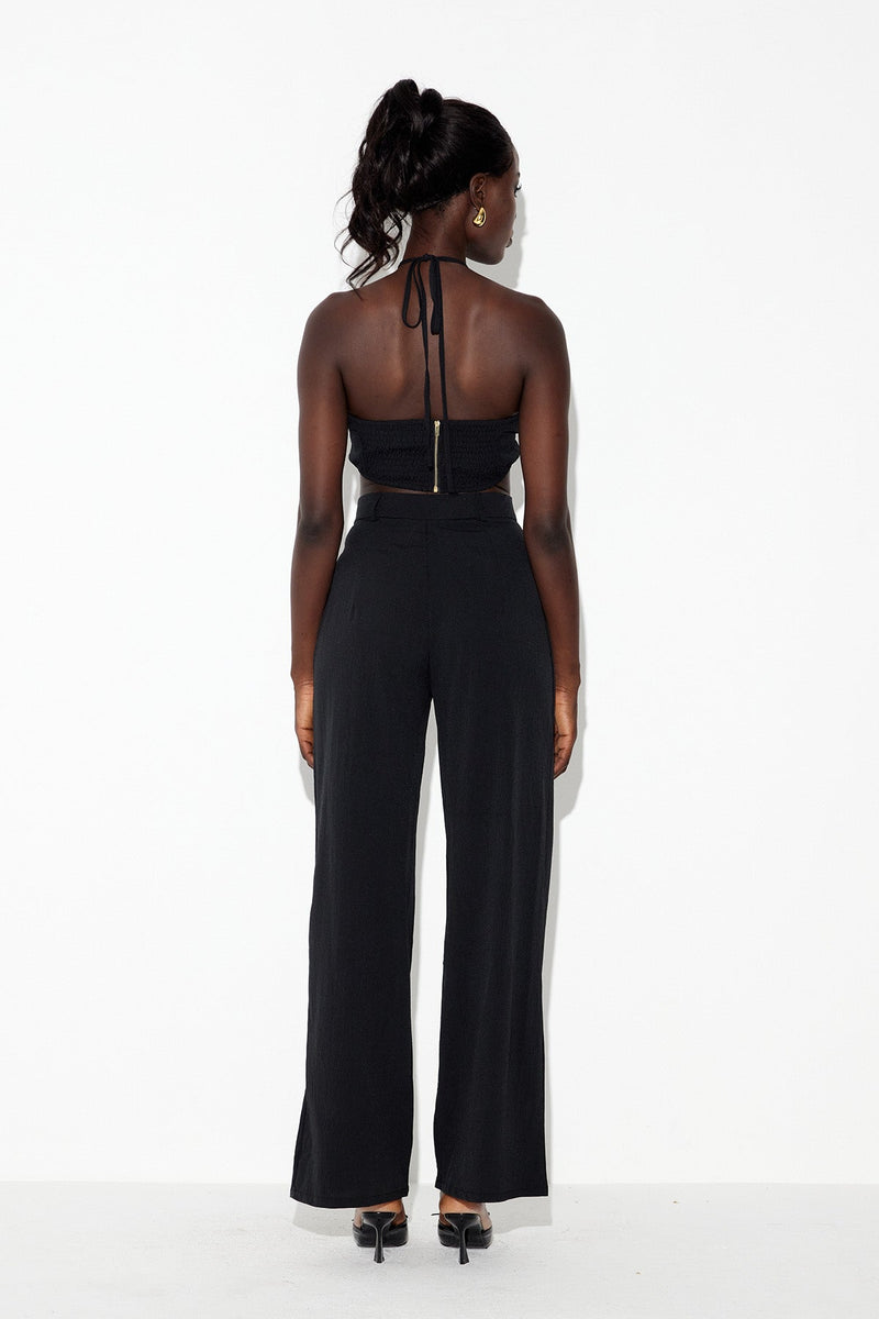 Sophisticated Pants with a Clean Classic Look