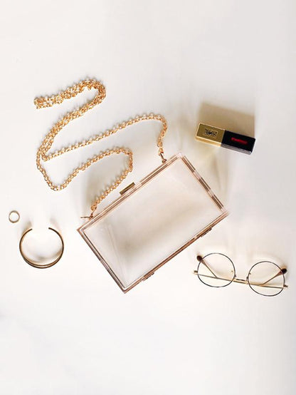 Sophisticated Bag with a Clean Classic Look