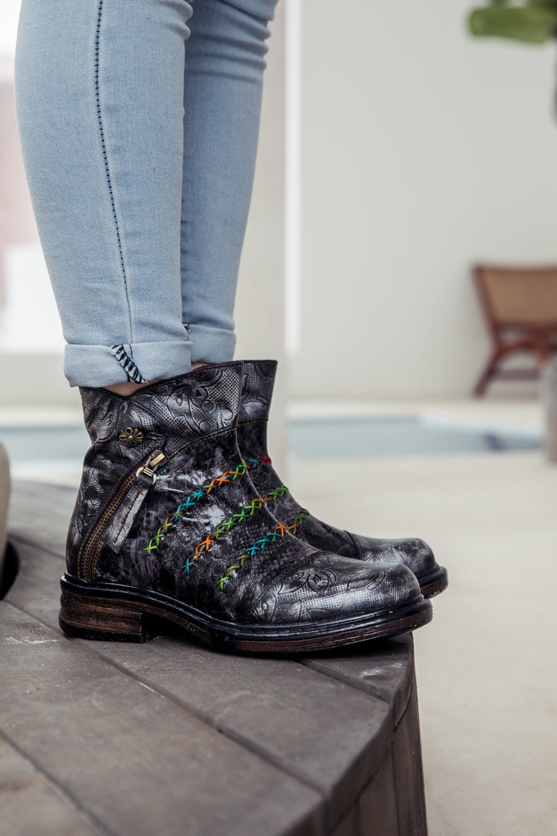 Beautifully Crafted Boots in a Classic Style