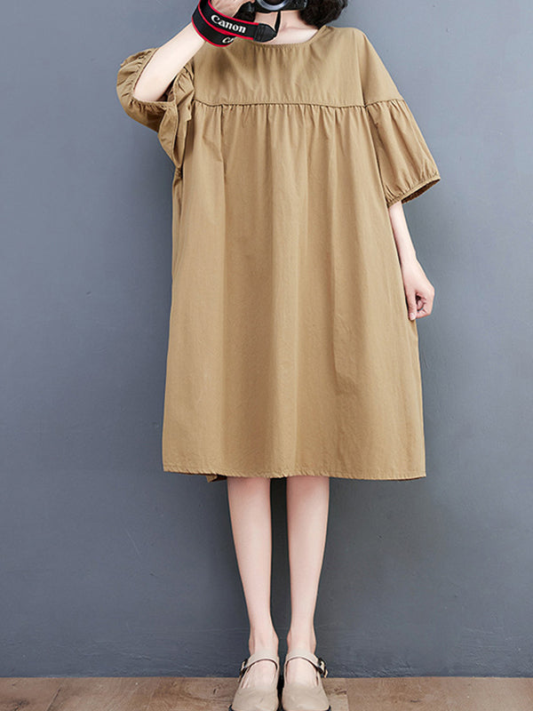 Classic Vintage Dress with a Flattering Fit