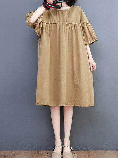 Classic Vintage Dress with a Flattering Fit