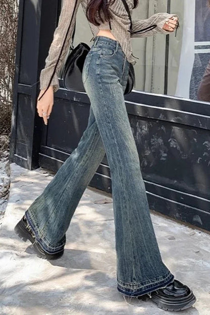 Sophisticated Garment with a Clean Classic Look