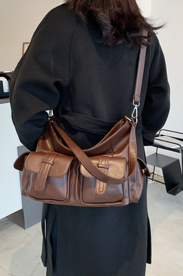 Sophisticated Bag with a Clean Classic Look