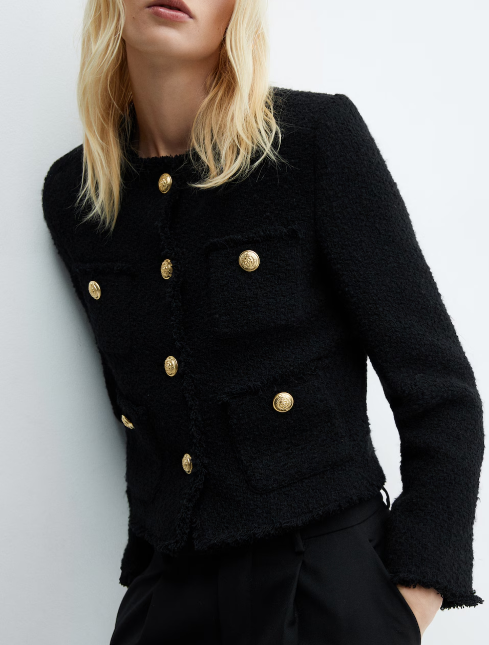 Elegantly Styled Jacket for Everyday Wear