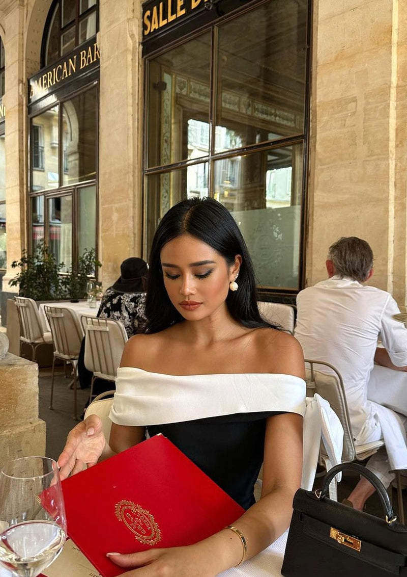 Effortlessly Elegant Dress with a Timeless Design