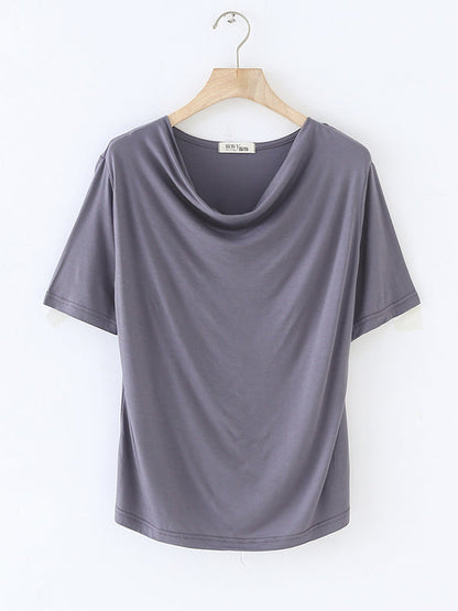 Effortlessly Elegant T-Shirt with a Timeless Design
