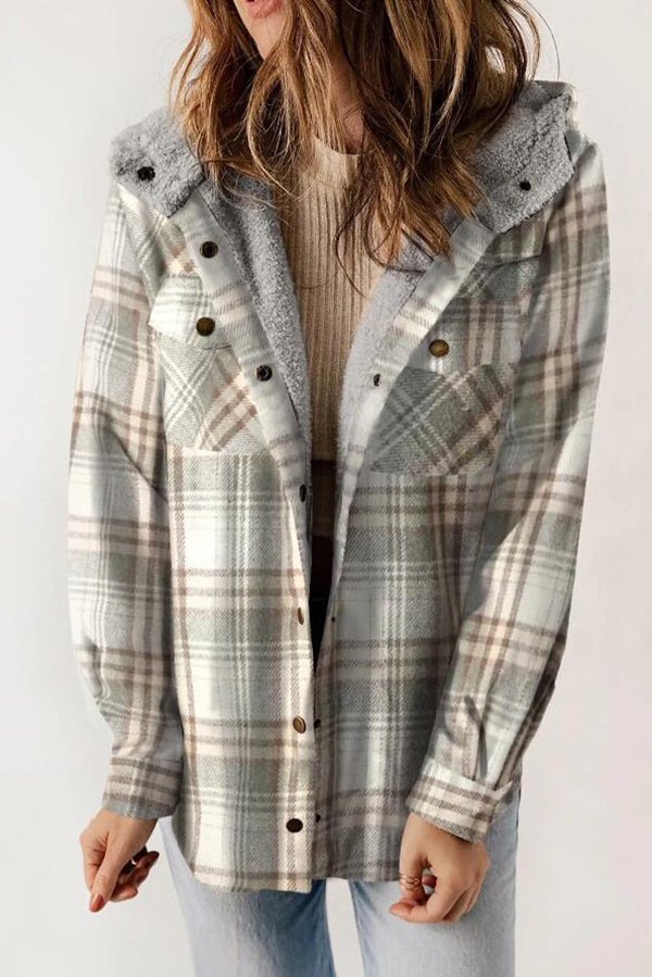 Gracefully Styled Jacket for Any Occasion