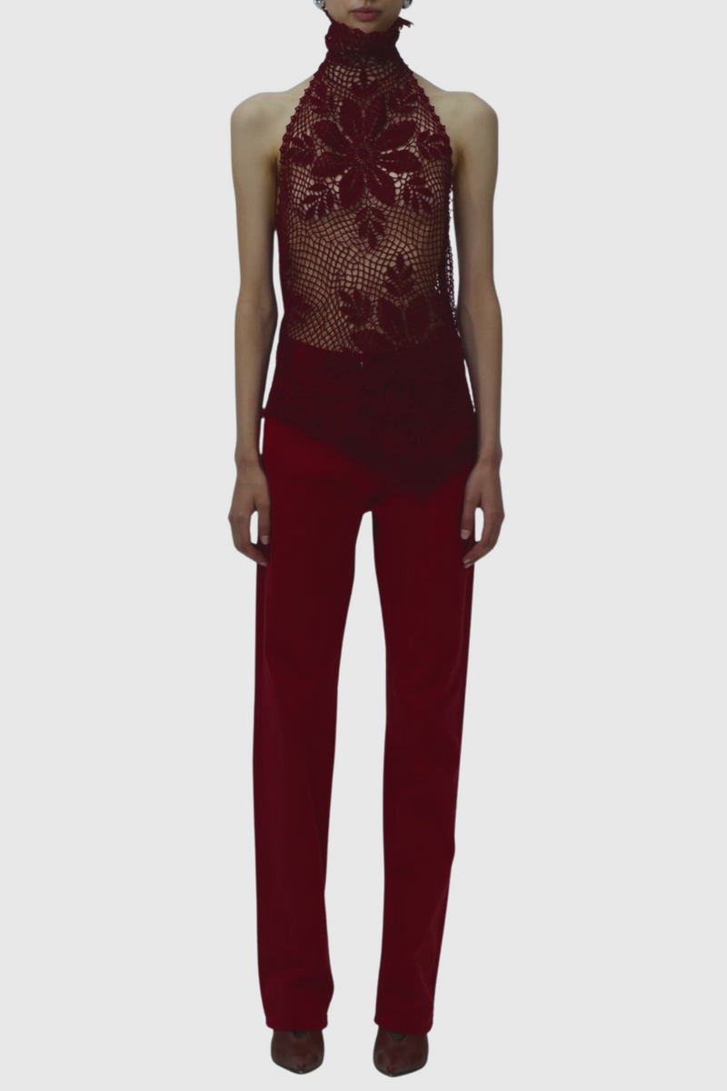 Effortlessly Elegant Top with a Timeless Design