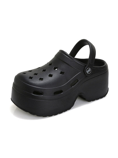 Effortlessly Elegant Sandals with a Timeless Design