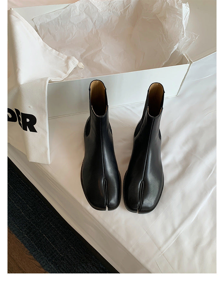 Gracefully Styled Boots for Any Occasion