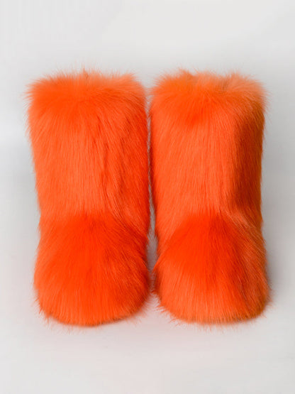 Effortlessly Elegant Boots with a Timeless Design
