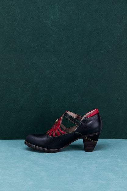 Sophisticated Garment with a Clean Classic Look