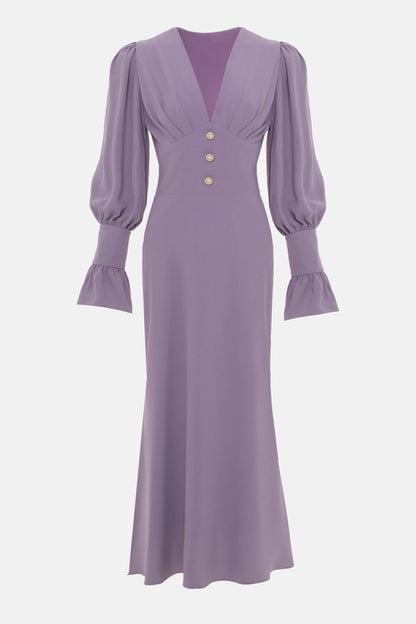 Beautifully Crafted Dress in a Classic Style