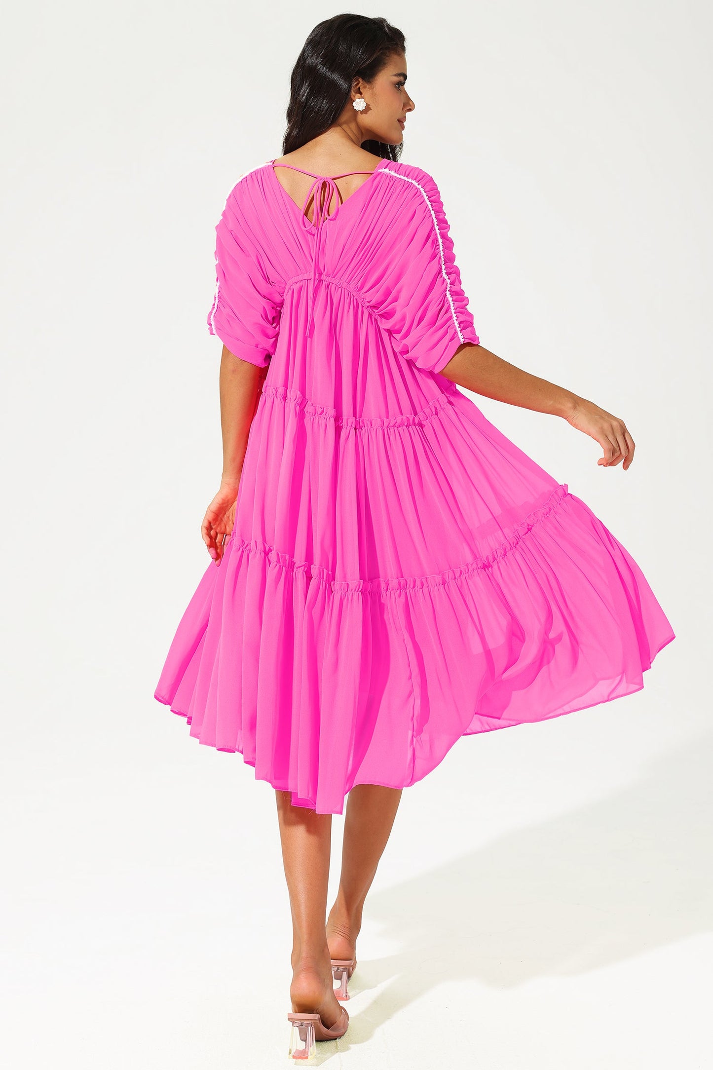 Well Tailored Dress with a Graceful Silhouette
