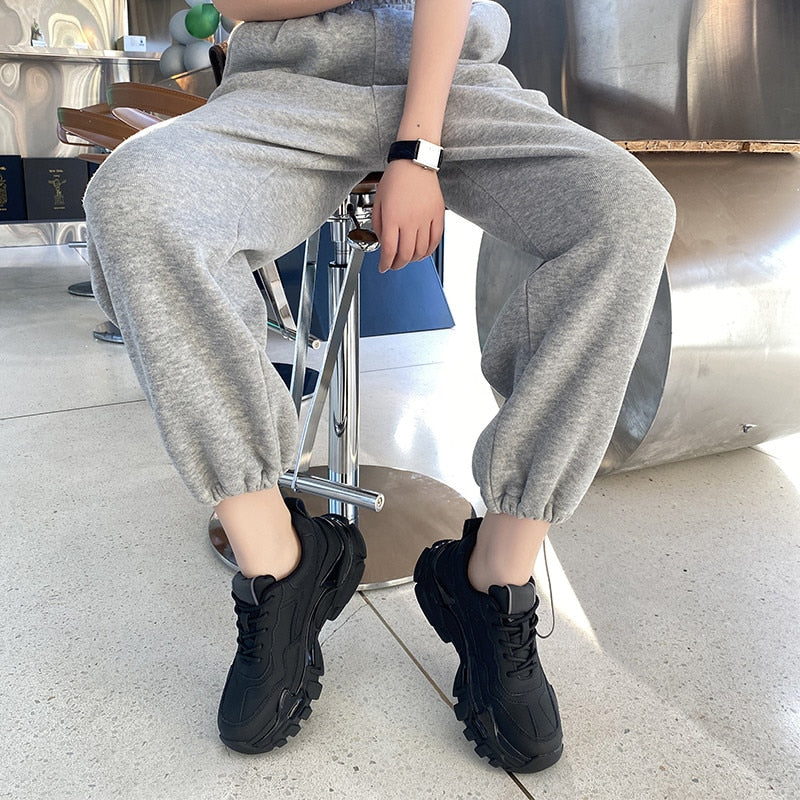 Polished Sneakers with an Effortless Classic Look