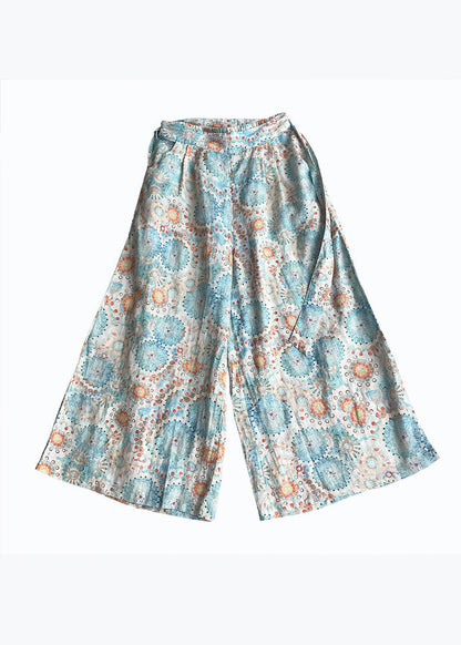 Effortlessly Elegant Pants with a Timeless Design
