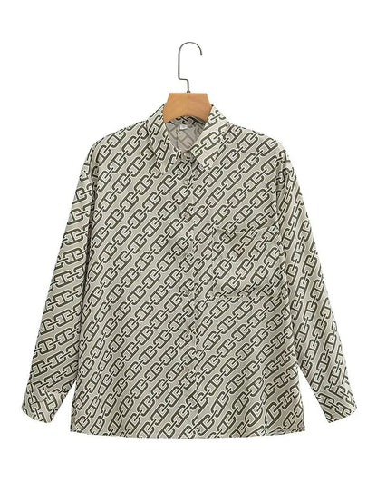 Well Tailored Shirt with a Graceful Silhouette