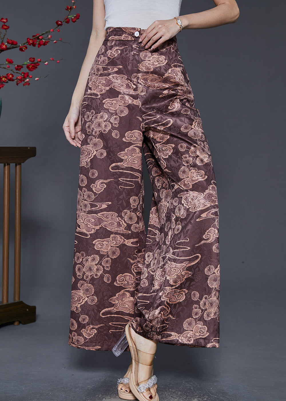 Beautifully Finished Pants in a Timeless Design