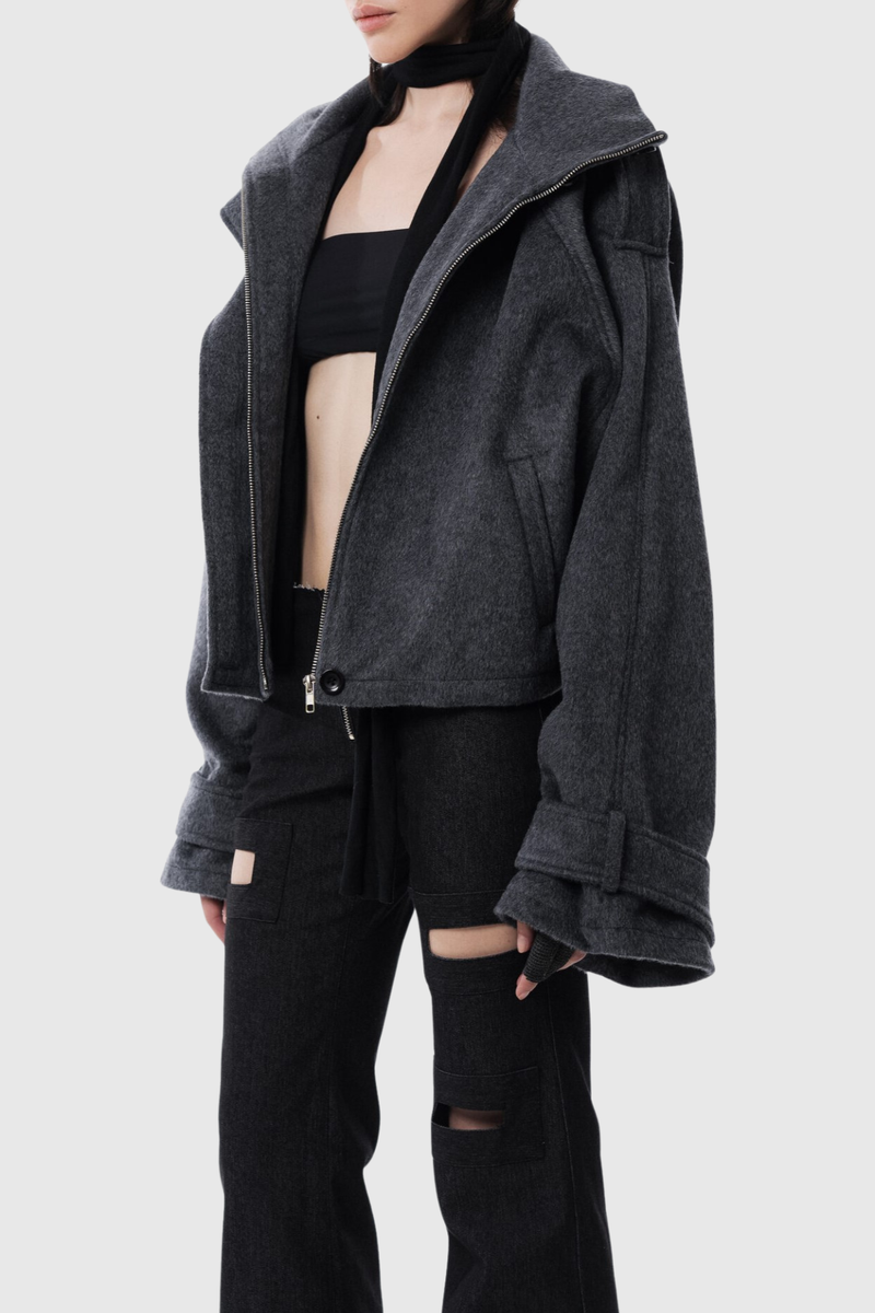 Effortlessly Elegant Jacket with a Timeless Design