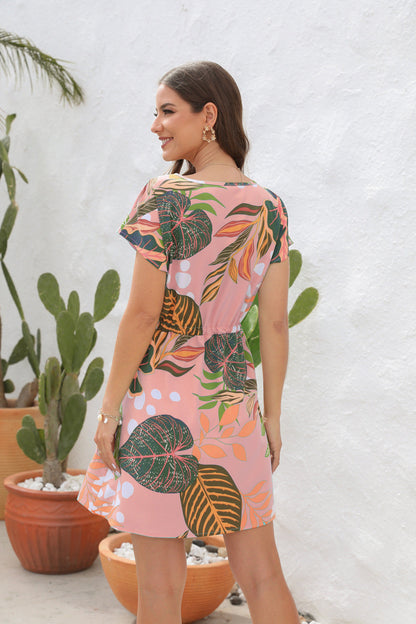 Effortlessly Elegant Garment with a Timeless Design