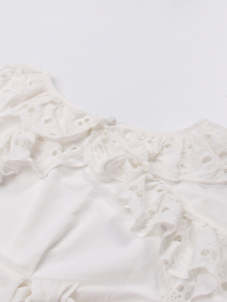 Well Tailored Garment with a Graceful Silhouette