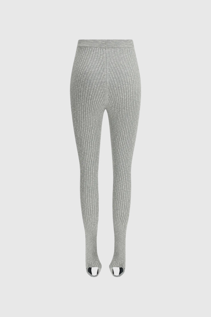 Classic Vintage Pants with a Flattering Fit