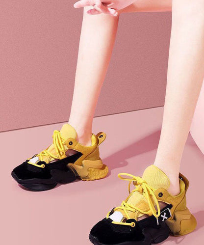 Effortlessly Elegant Shoes with a Timeless Design