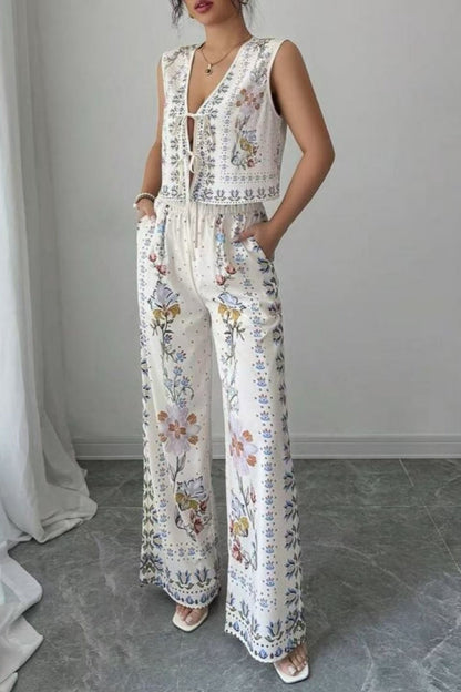 Well Tailored Pants with a Graceful Silhouette