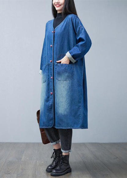 Beautifully Finished Coat in a Timeless Design