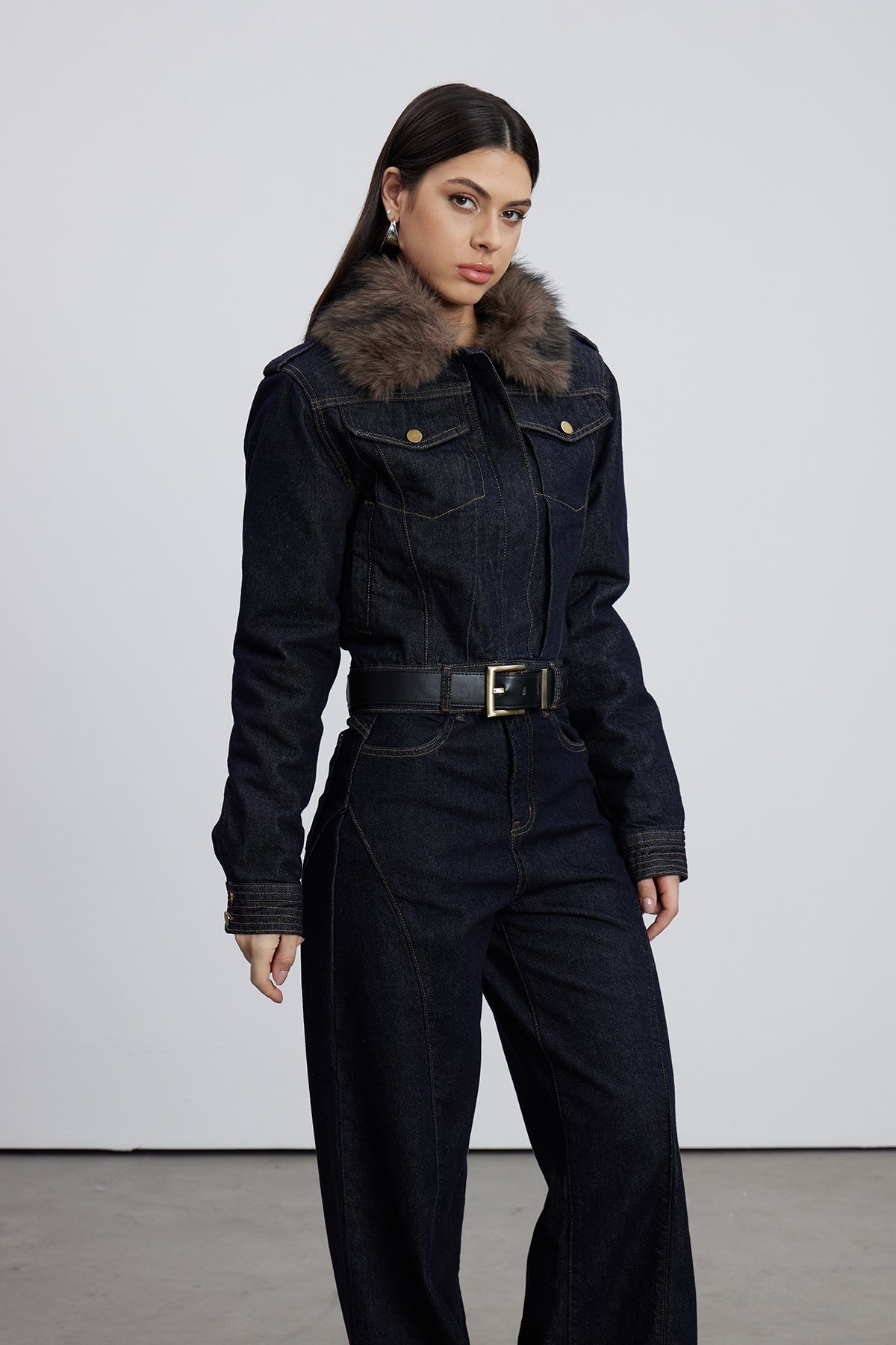 Elegantly Styled Pants for Everyday Wear