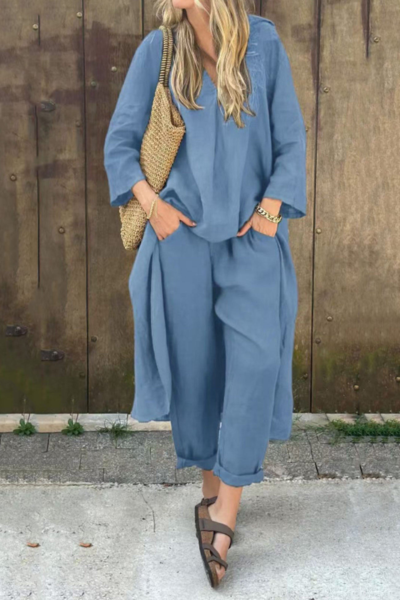 Elegantly Styled Pants for Everyday Wear
