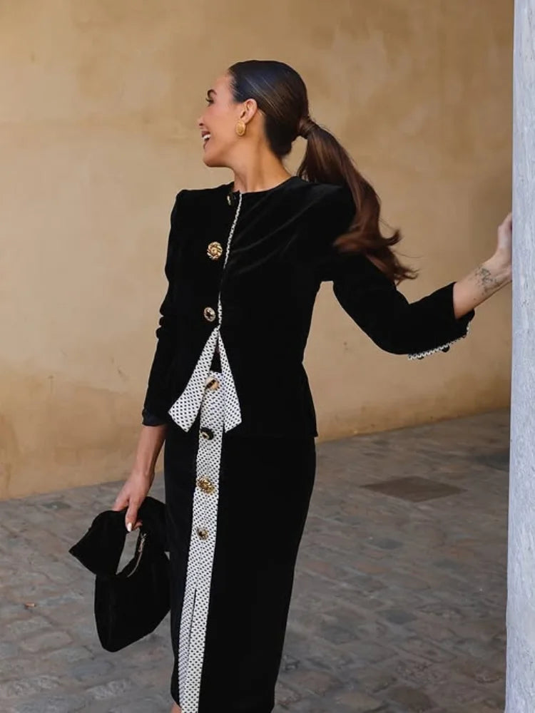 Gracefully Styled Garment for Any Occasion