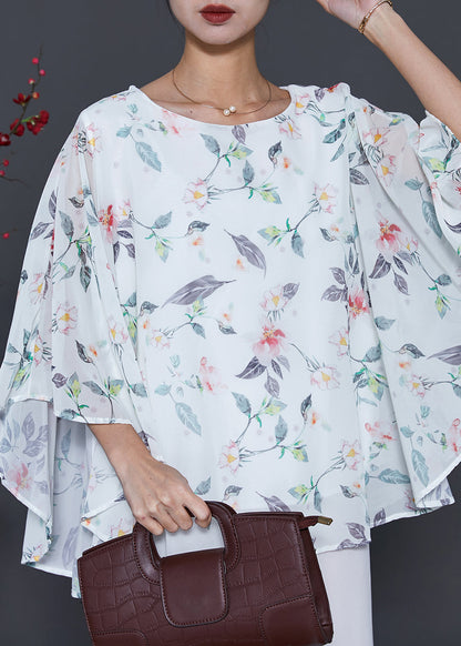 Effortlessly Elegant Top with a Timeless Design