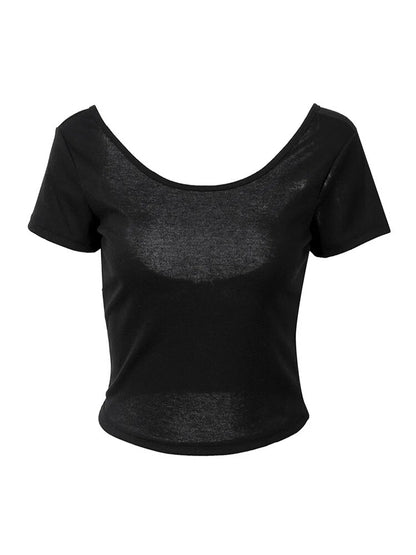 Well Tailored T-Shirt with a Graceful Silhouette